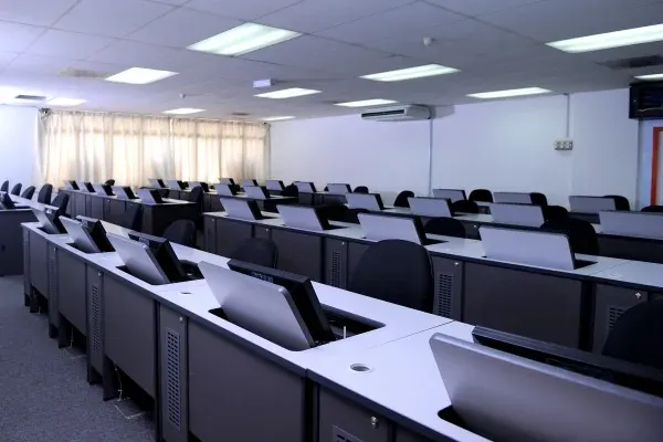 Classroom equipped for collaborative teaching
